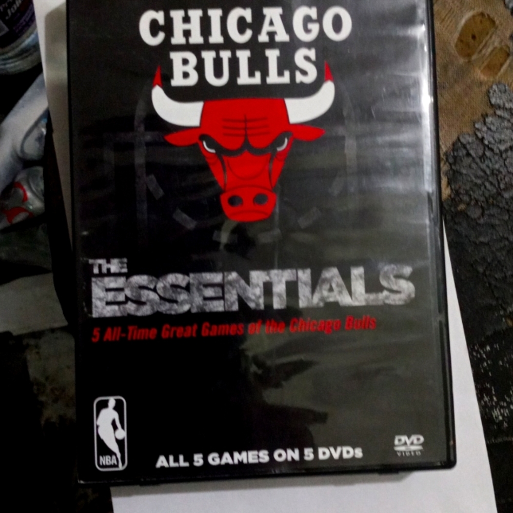 Chicago Bulls The ESSENTIALS 5 ALL TIME GREATEST GAMES OF THE CHICAGO BULLS !!